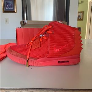 Nike Yeezy red October